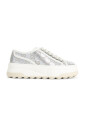 tennis-sneakers-for-active-lifestyle