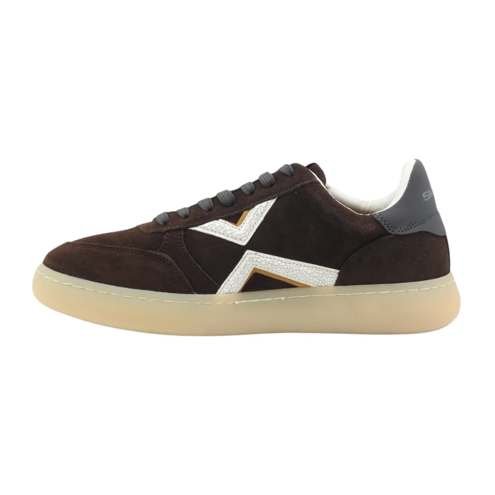 Alexander Smith Sneakers
