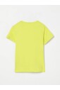 top-a-manches-courtes-orne-de-details