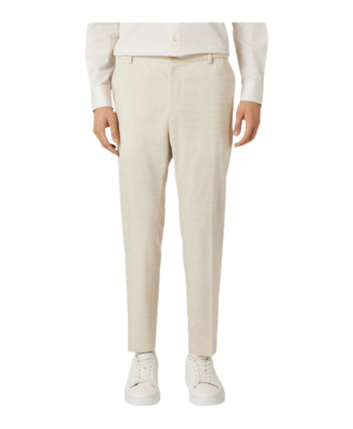 pantalon-fusele-texture-moderne