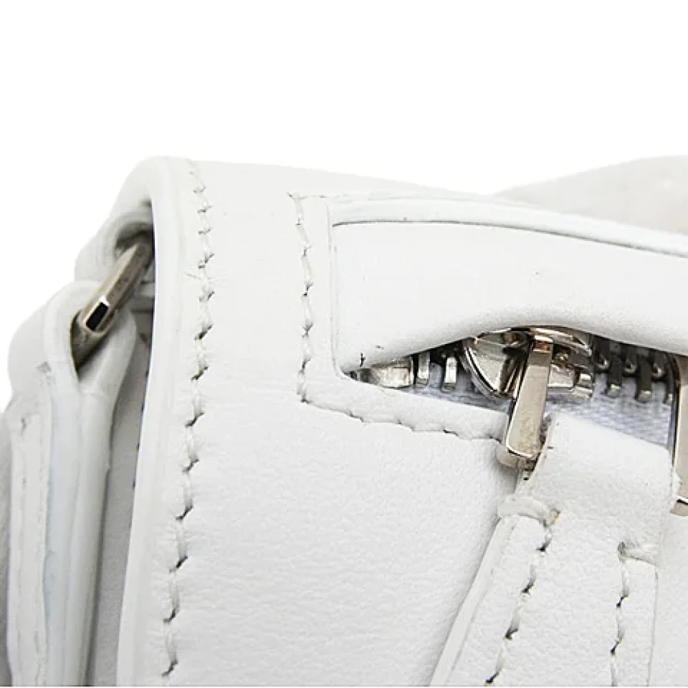 Burberry Vintage Pre-owned Leather crossbody-bags White Dames