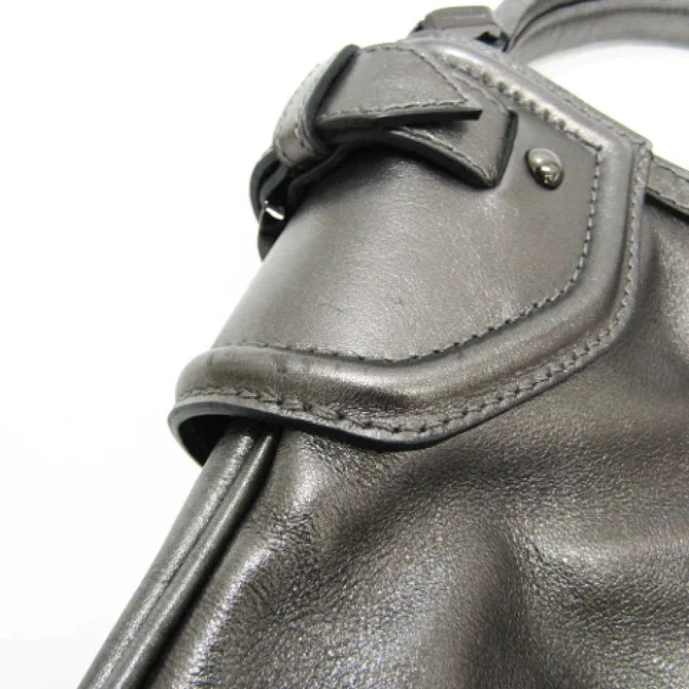 Burberry Vintage Pre-owned Leather shoulder-bags Gray Dames