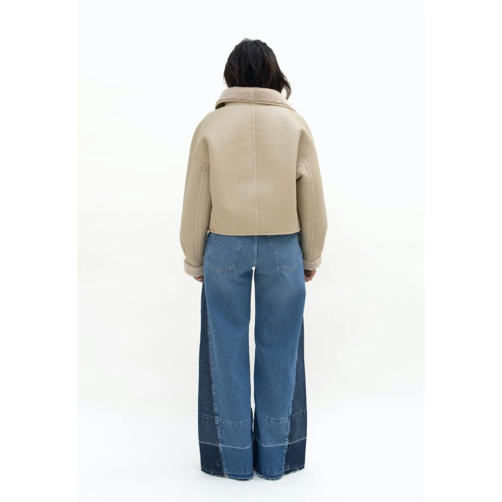 Just Things we Like Aimi Omkeerbare Shearling Jas Beige Dames