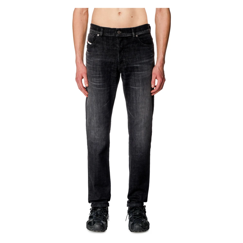 Diesel Straight Jeans 1995 D-Sark Black Heren