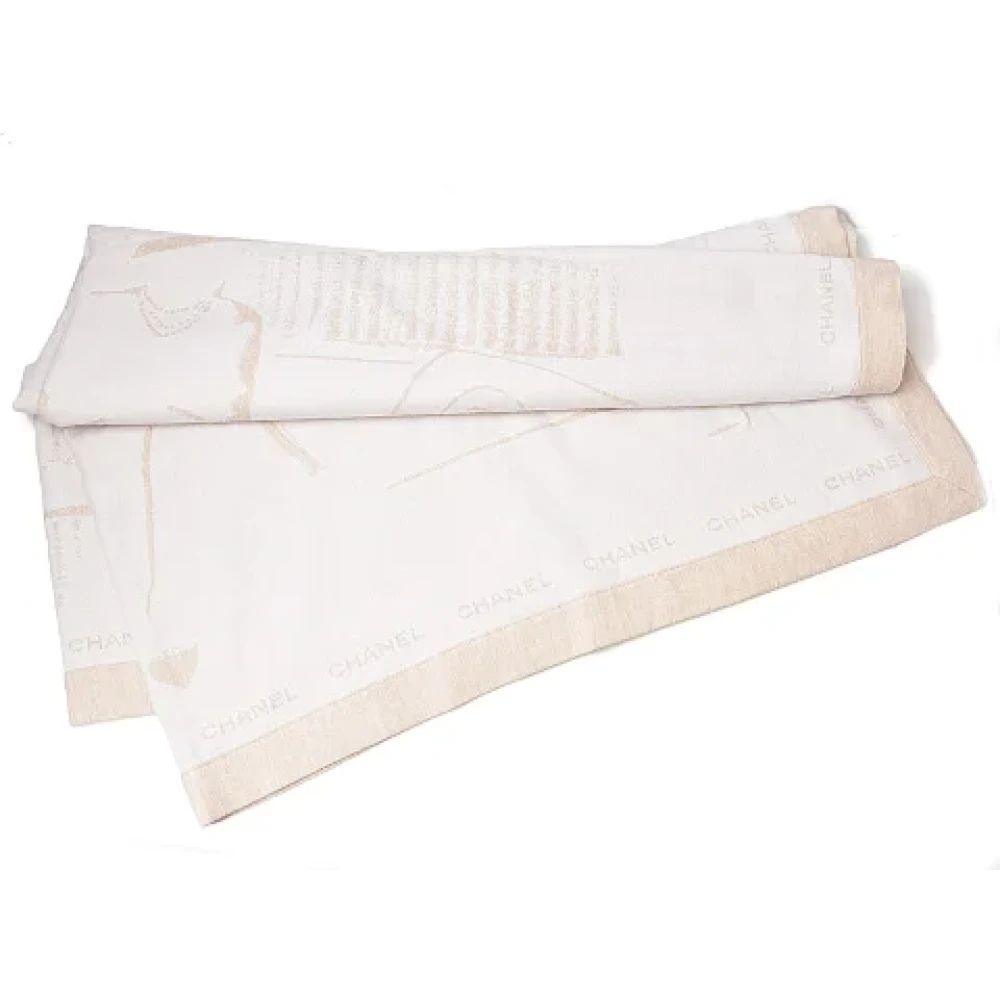 Chanel Vintage Pre-owned Canvas scarves Beige Dames