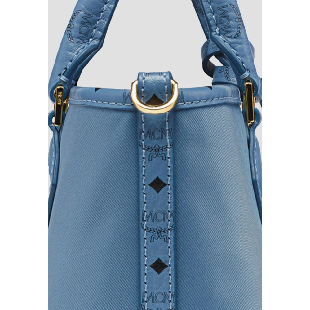 MCM Aren Shopper gemaakt van gerecycled nylon en leer met monogramprint Blue Dames