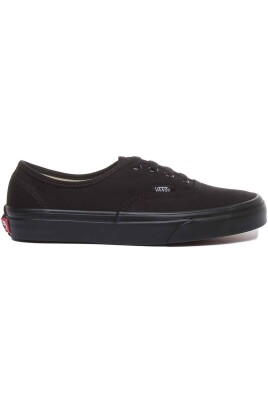 classic-authentic-black-sneakers-men
