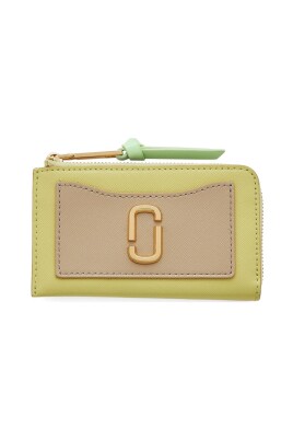 green-snapshot-wallet-with-card-slots