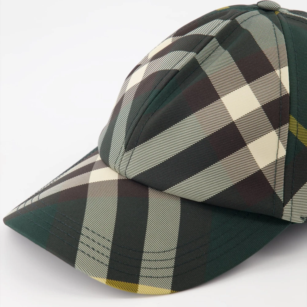 Burberry Vintage Check Pet Multicolor Unisex