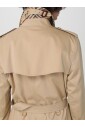 trench-coat-miel-intemporel
