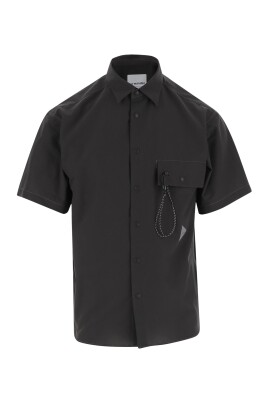 ademend-grijs-shirt-voor-buiten