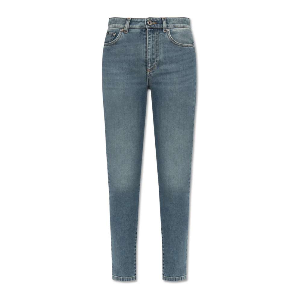 Tapered leg jeans