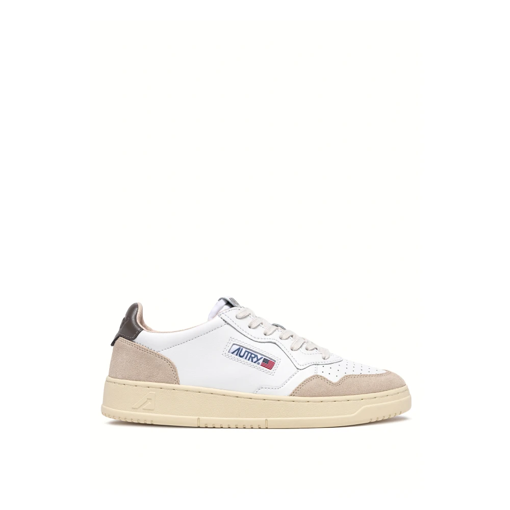 Autry White Sneakers, Male, 9 Uk, Medalist Low Trainers