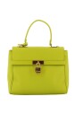 sac-bandouliere-jaune-en-similicuir-avec-details-metalliques