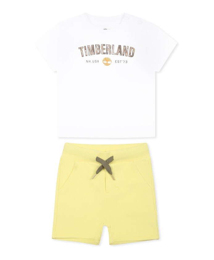 multicolor-sports-suit-with-t-shirt-and-shorts