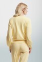 cardigan-tricot-raffine-avec-bordure-contrastee