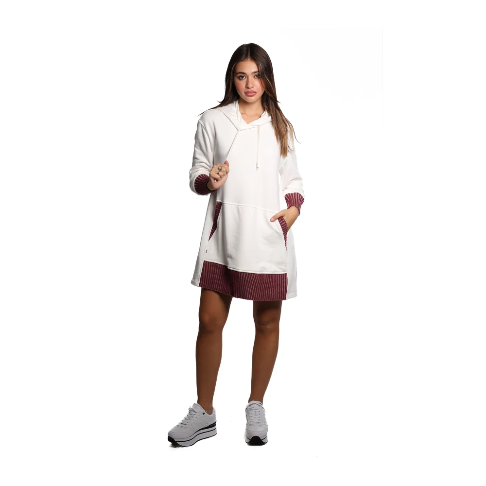 Jijil Bordeaux Hoodie Jurk Beige Dames