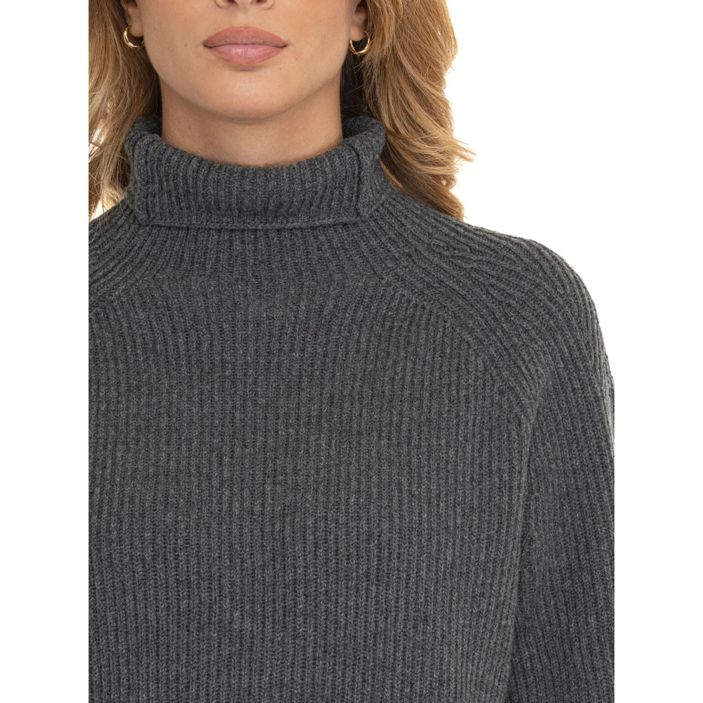 Max Mara Studio Elegante Zwarte Jurk voor Vrouwen Gray Dames
