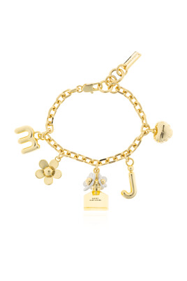 bracelet-avec-breloques
