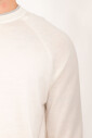 pull-en-maille-a-cotes-contrastees