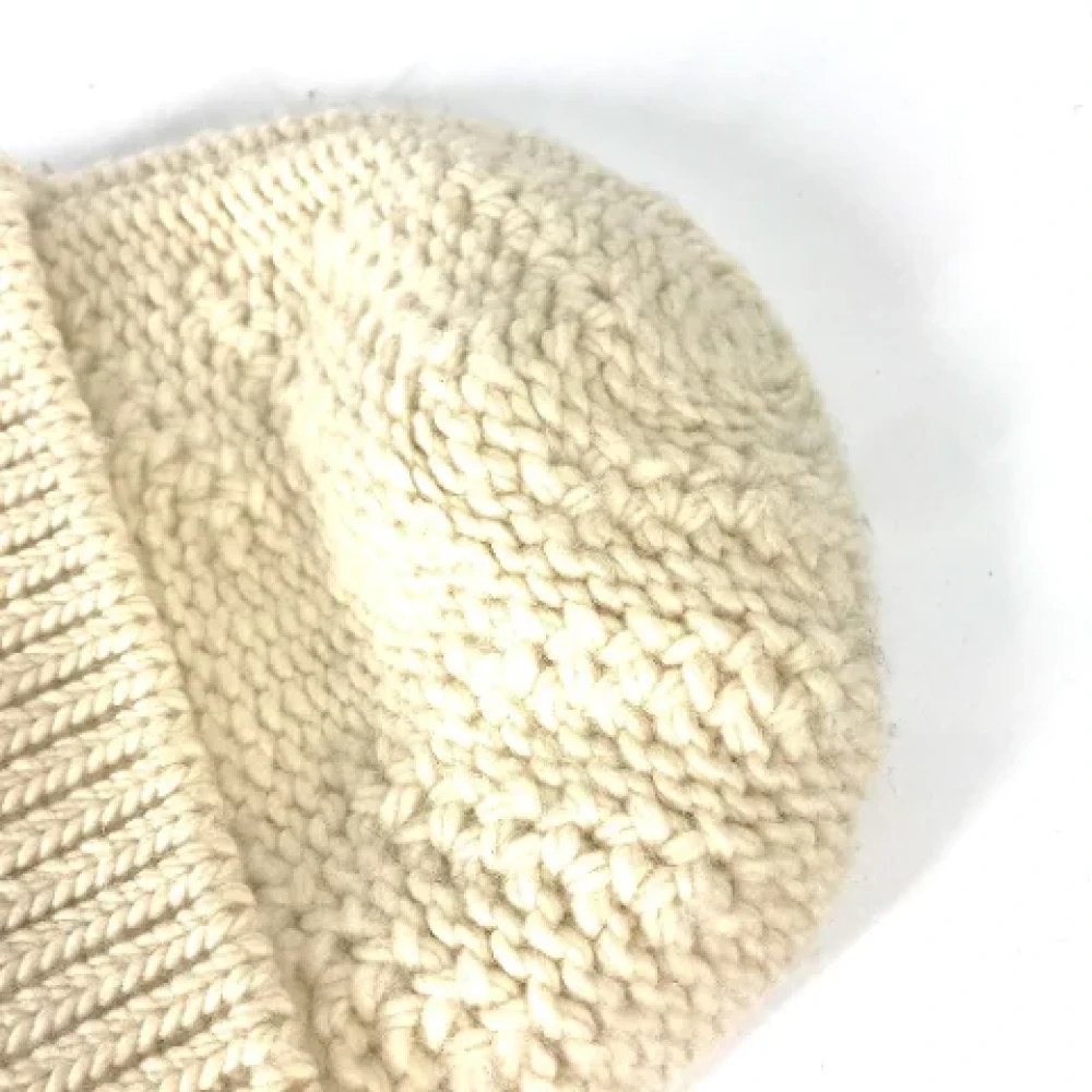 Louis Vuitton Vintage Pre-owned Wool hats White Dames