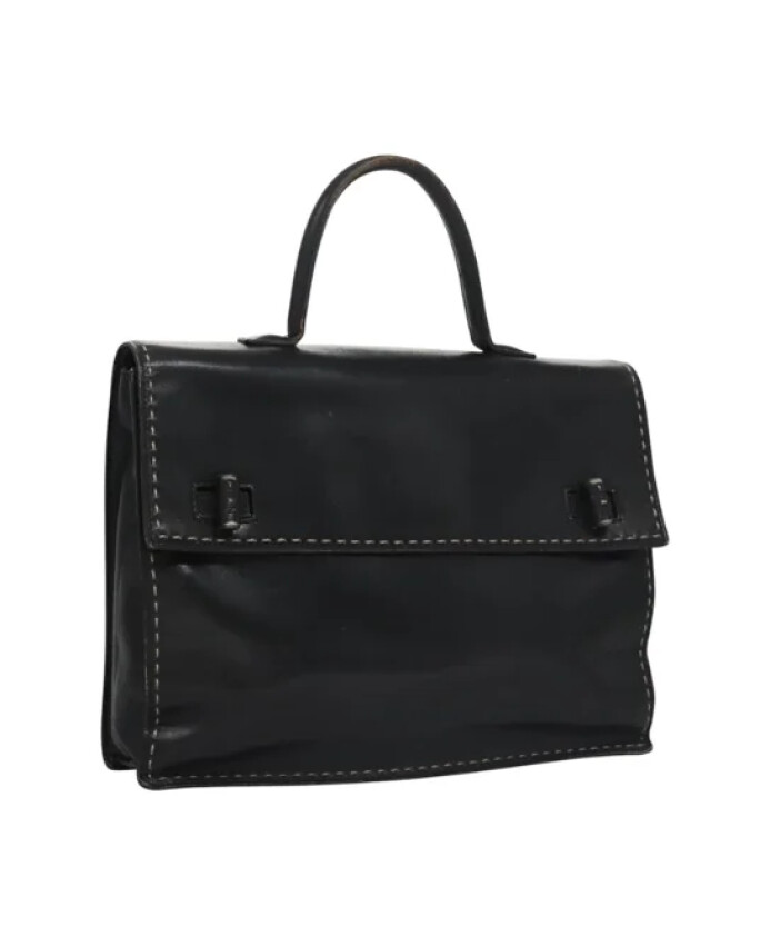 pre-owned-cuir-sacs-main