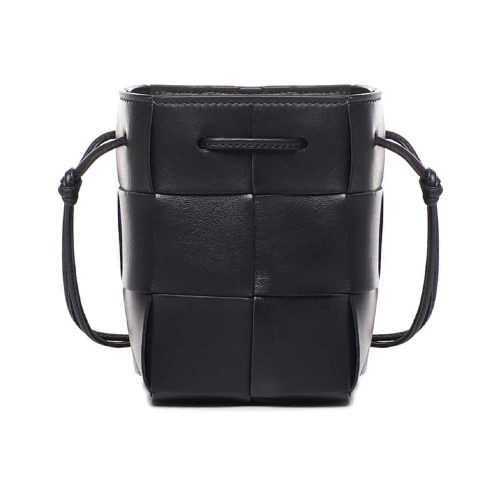 Bottega Veneta Bucket bags Mini Bucket Shoulder Bag in zwart