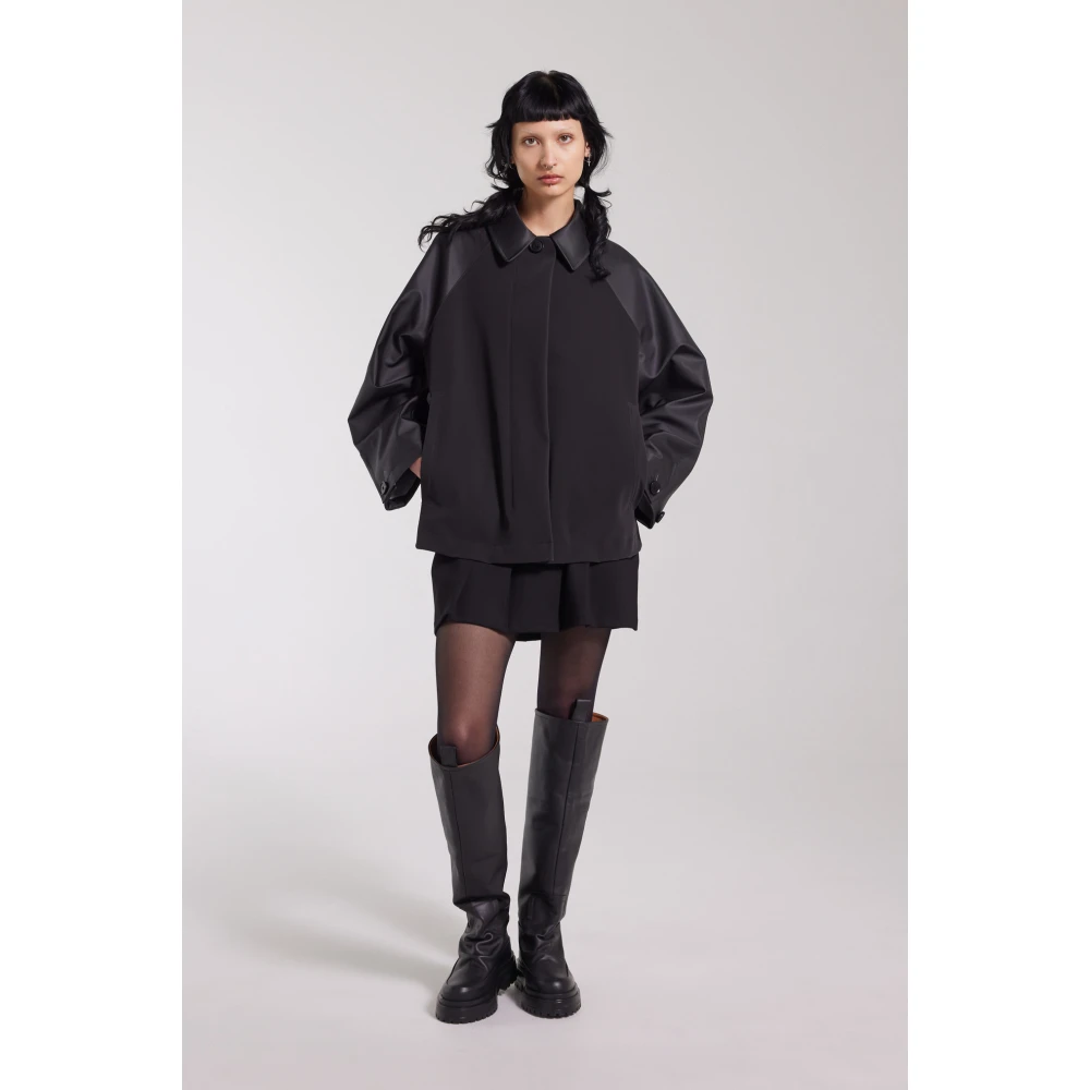 Stutterheim Waterdichte regenjas in varsity-stijl voor vrouwen Black Dames