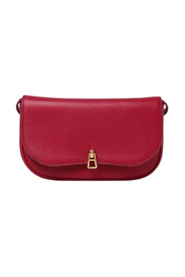 elegant-crossbody-bag-magnetic-closure