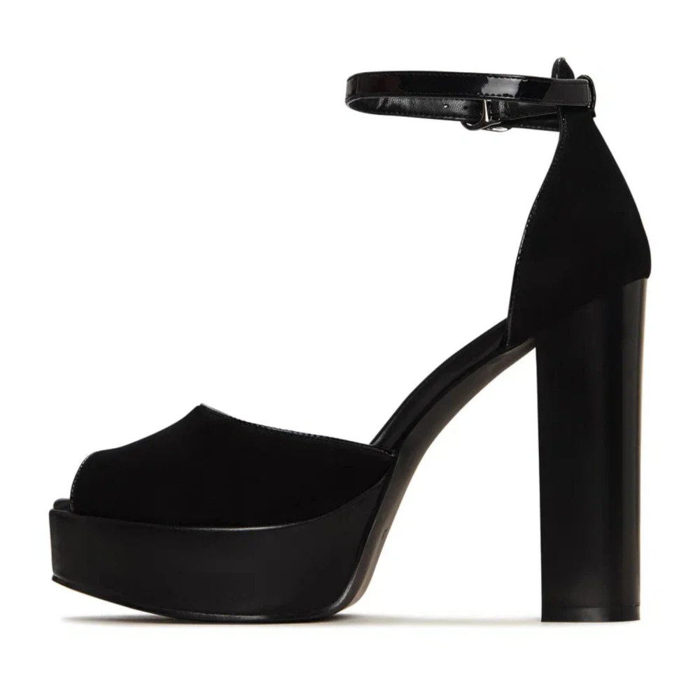 Shoes > Heels > Pumps - - Cesare Gaspari - Modalova