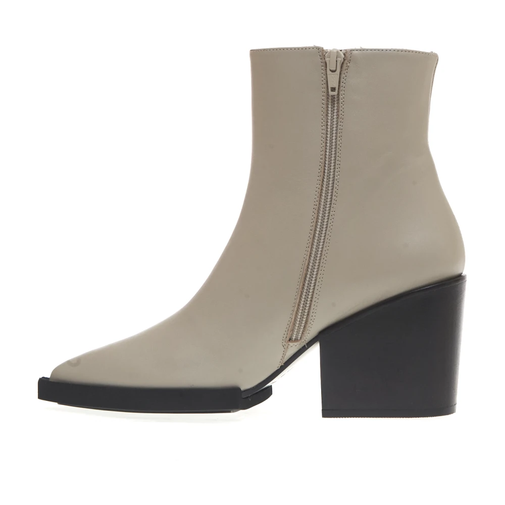 Paloma Barceló Beige Leren Enkellaarzen Chic Stijl