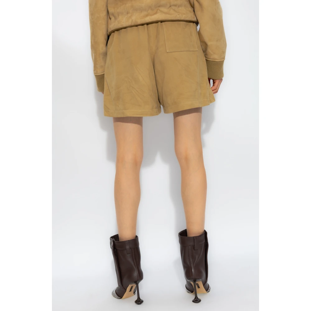 Loewe Leren shorts Beige Dames