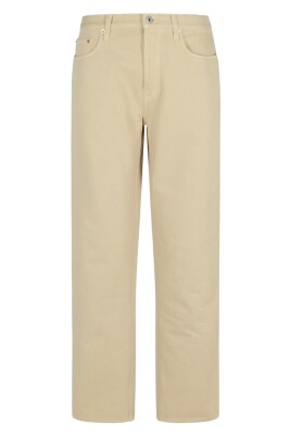 brown-jeans-for-women