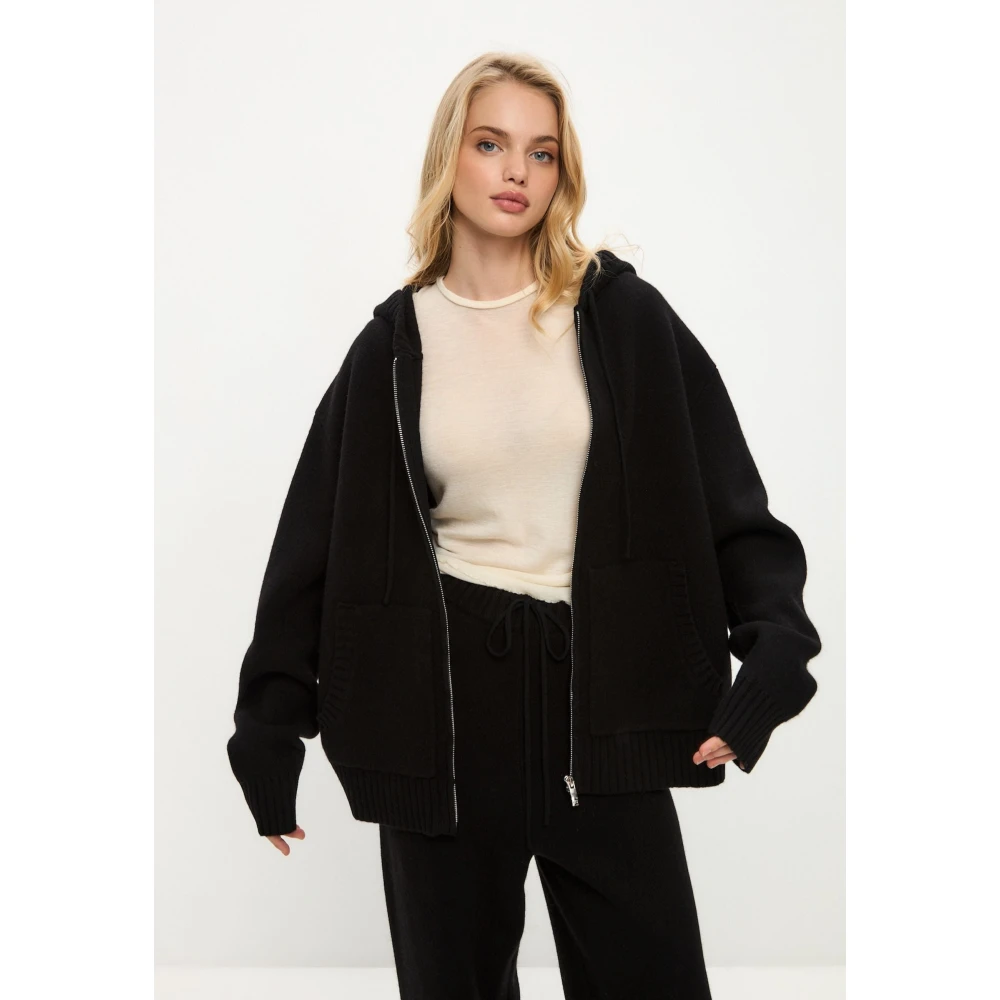Cesare Gaspari Merino Hoodie Kostuum Penelope Zwart Black Dames