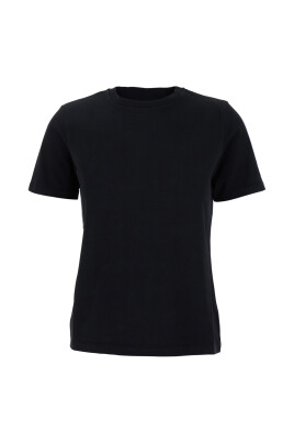 svart-crewneck-t-shirt-for-kvinnor