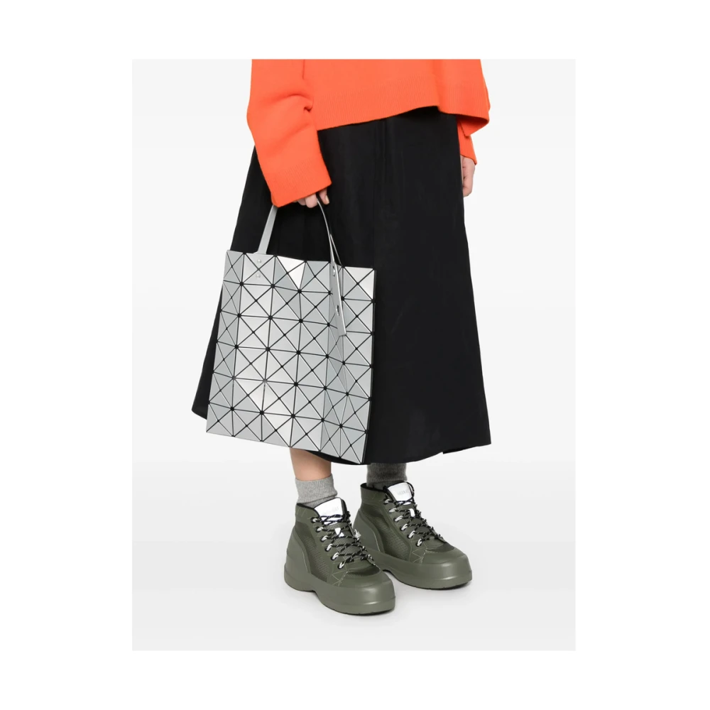 Issey Miyake Grijze Schoudertas met Interne Zak Gray Dames