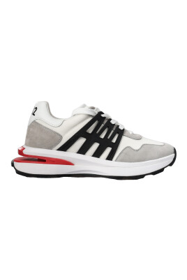 stylish-sneakers-for-men-and-women