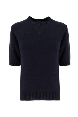 chic-knitwear-for-women