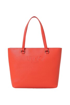 sac-fourre-tout-avec-logo-en-relief-accessoire-elegant