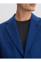 veste-bleue-en-laine-style-classique