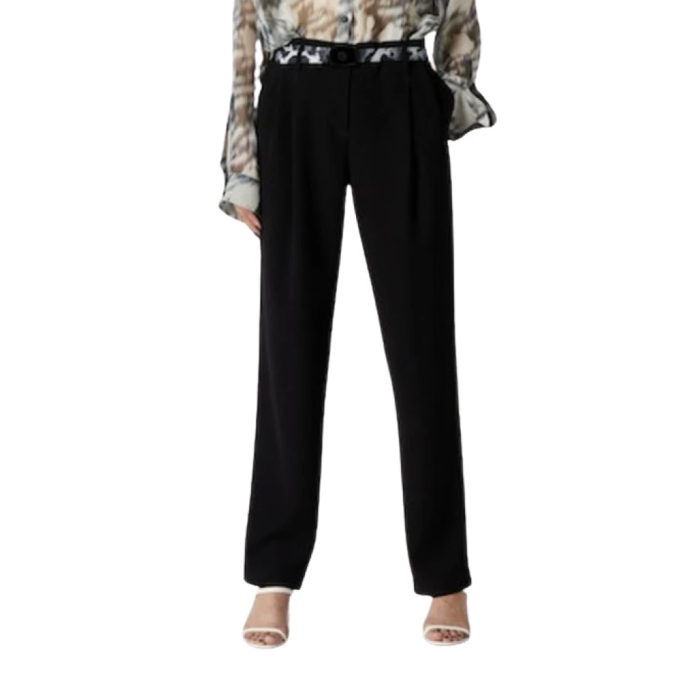 Giorgio Armani Zwarte broek met rechte pasvorm en zachte voorplooi Black Dames