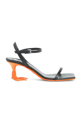 black-leather-sandals-elegant-style