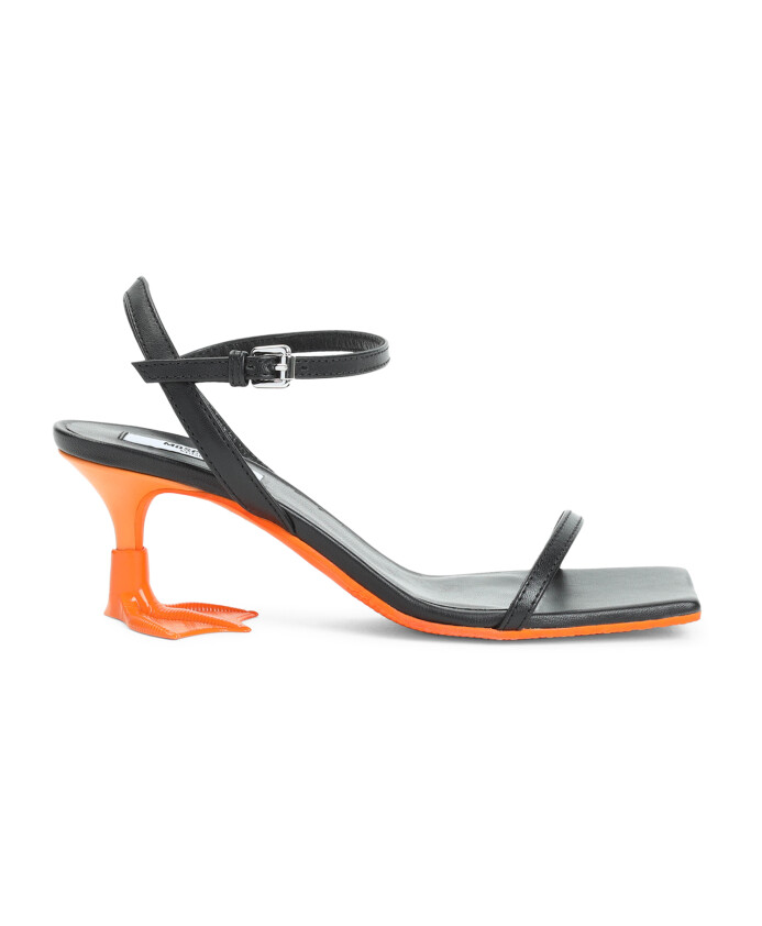 sandales-en-cuir-noir-style-elegant