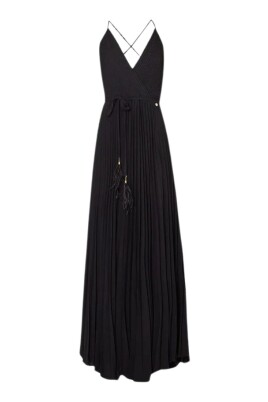 classic-sleeveless-maxi-pleated-dress
