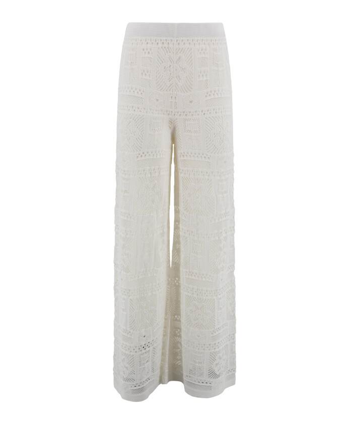 white-trousers-for-women