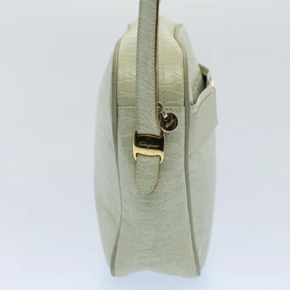 Salvatore Ferragamo Pre-owned Leather shoulder-bags Gray Dames