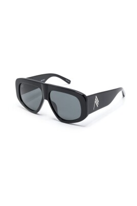 oversize-frame-sunglasses