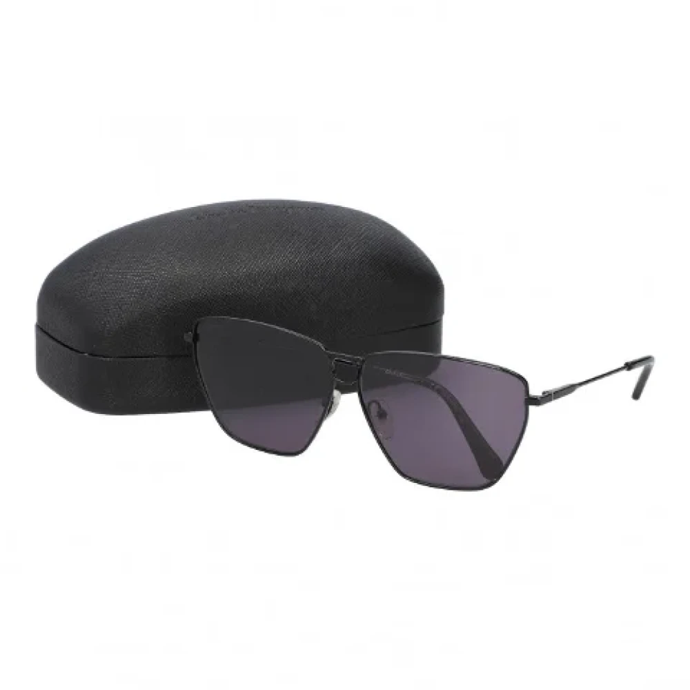 Salvatore Ferragamo Pre-owned Fabric sunglasses Black Dames