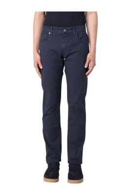 classic-regular-fit-jeans