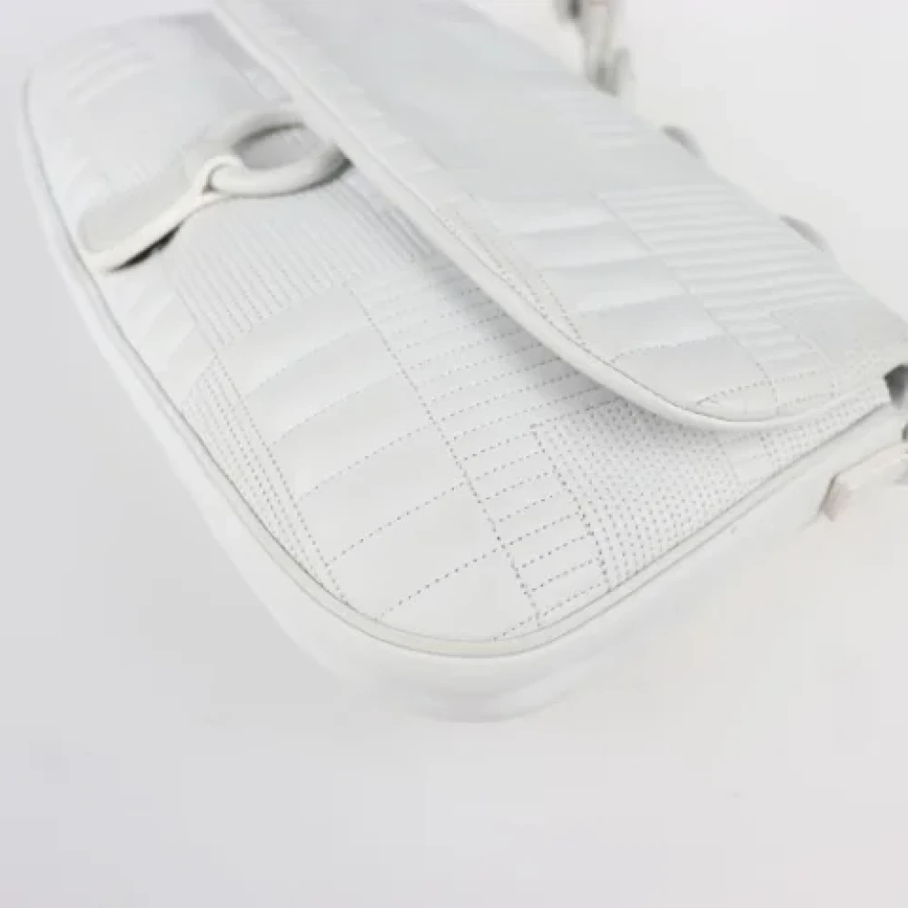 Bally Pre-owned Leather shoulder-bags White Dames